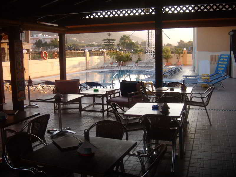 Diasselo Aparthotel